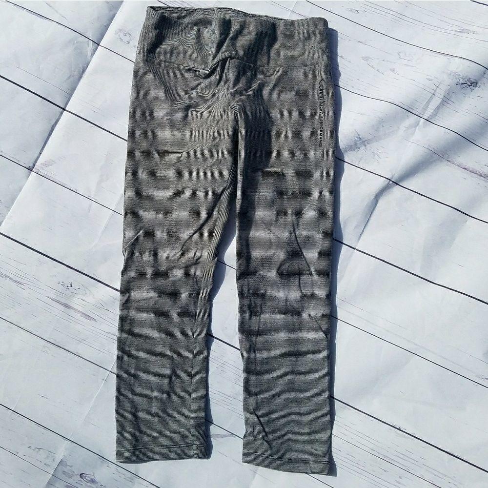 5/$25 Calvin Klein performance crops small